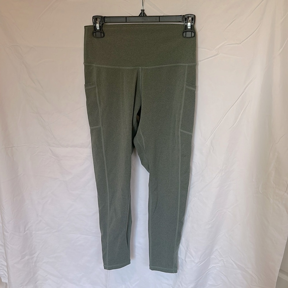 Amazon Crop Leggings LIKE NEW